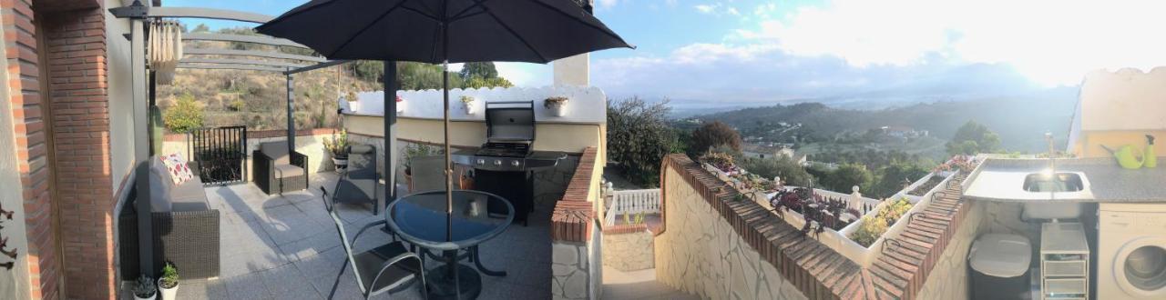 Studio Views Apartment, Cortijo Fruitful Hills マラガ エクステリア 写真